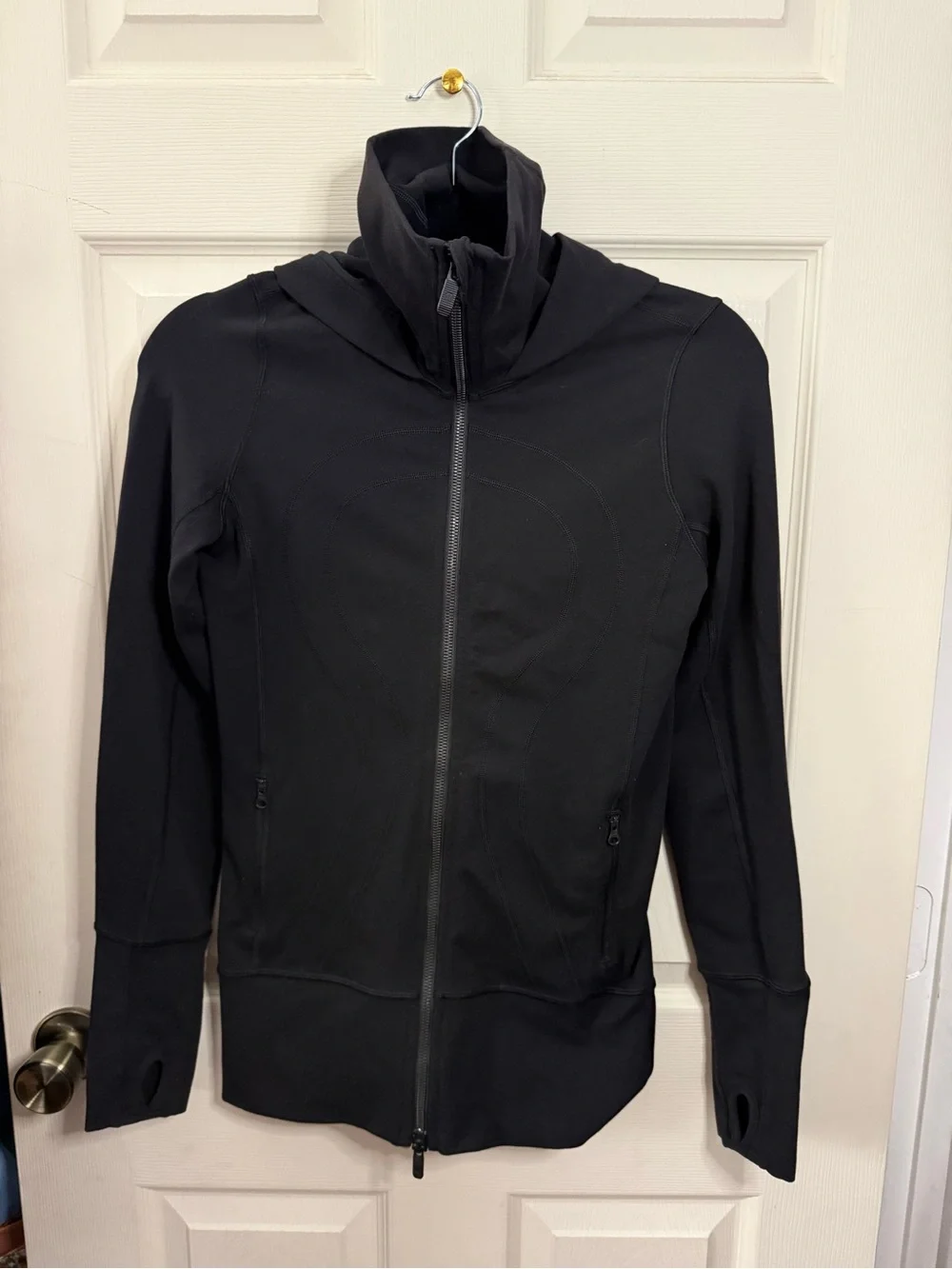 Lululemon Black Full-Zip High Collar Define Jacket with Hood Woman’s Size 2